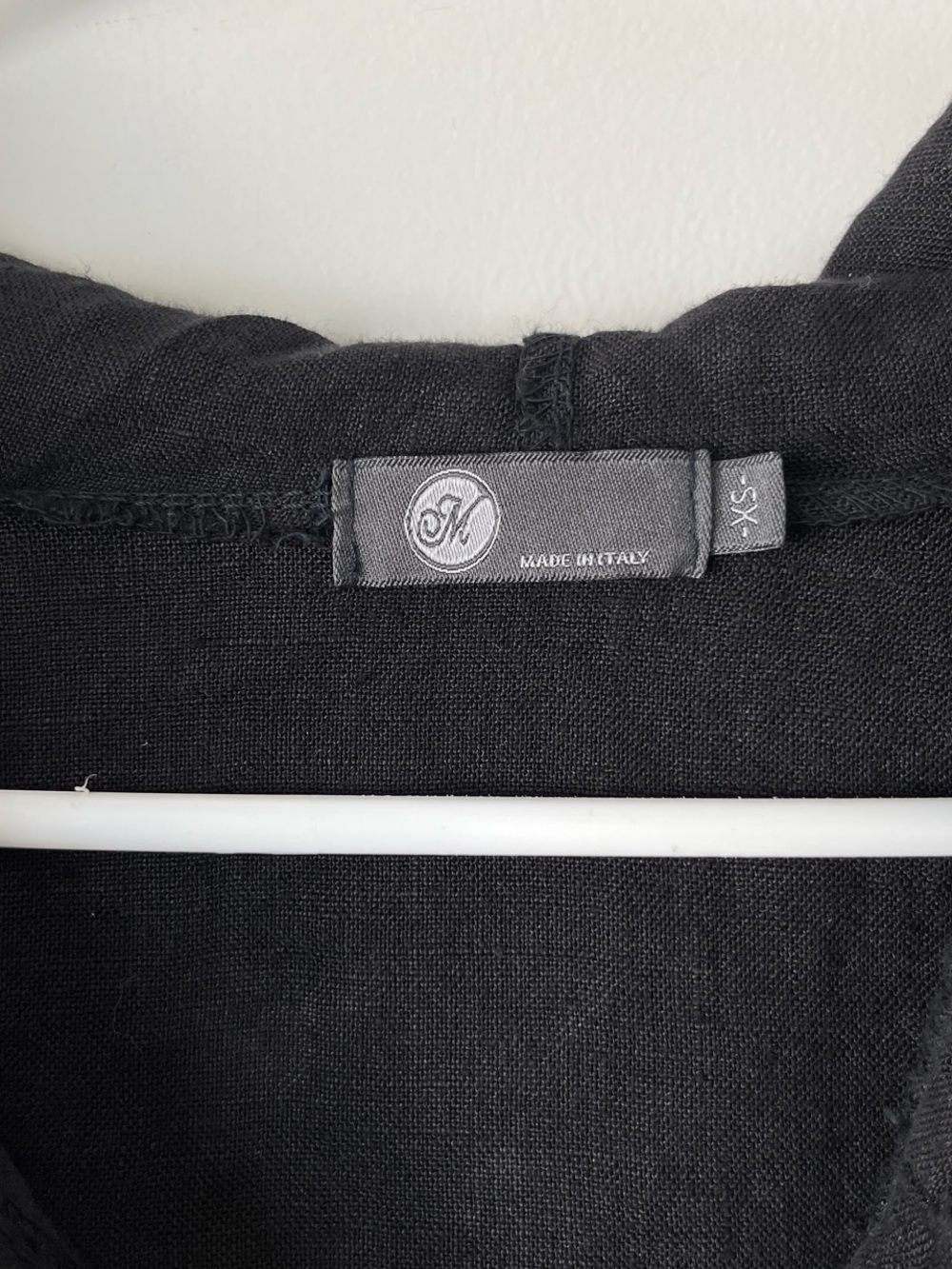 Black Hooded Button-Front 100% Linen Jacket - Picture 3 of 4